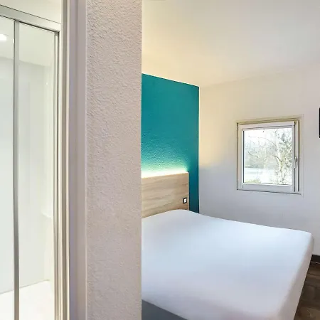 Hotelf1 Saint Nazaire La Baule Hotel *