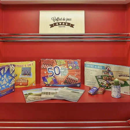 Hotelf1 Saint Nazaire La Baule فندق *