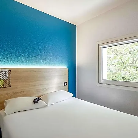 Hotelf1 Saint Nazaire La Baule *