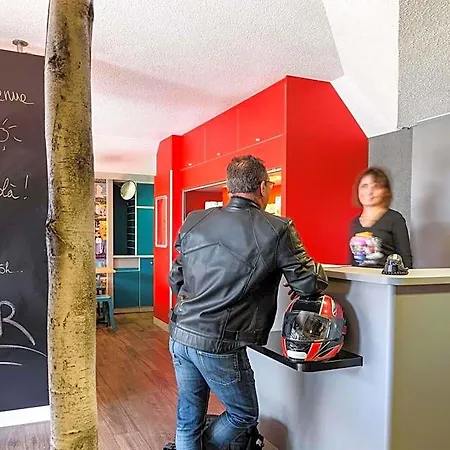 Hotelf1 Saint Nazaire La Baule Hotell *