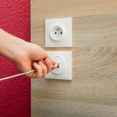 Hotelf1 Saint Nazaire La Baule