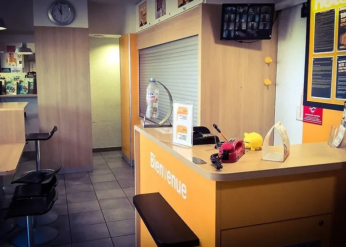 Hotelf1 Saint Nazaire La Baule