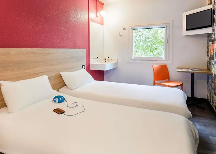 Hotelf1 Saint Nazaire La Baule